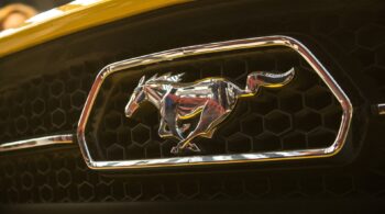 Ford Mustang logo - Define your brand